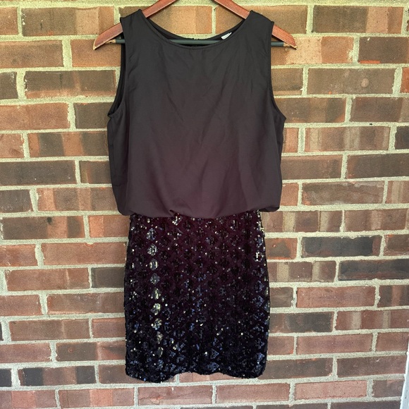 Black Sequined Short Sleeve Party Dress Women’s Size Small Regular NWOT - Picture 1 of 8